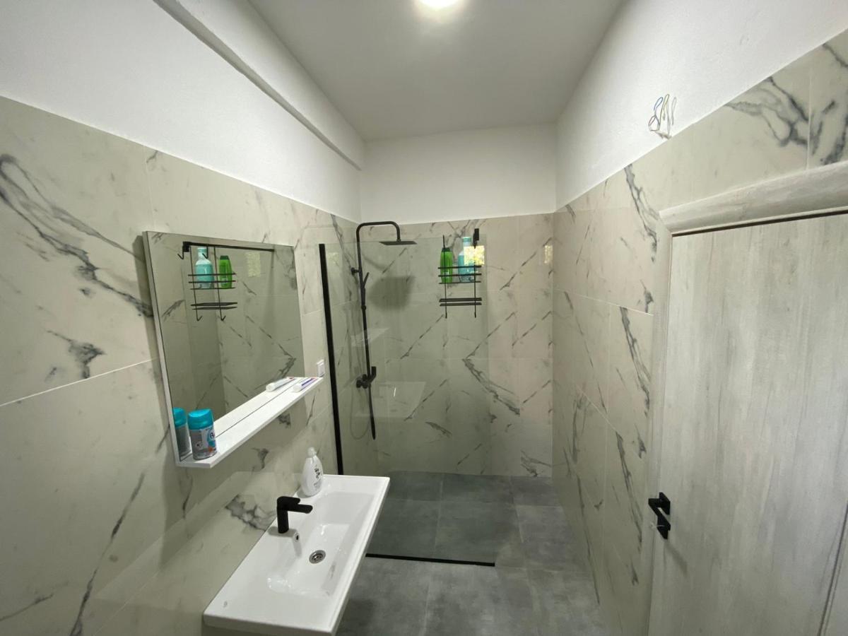 Olive Apartment 波德戈里察 外观 照片