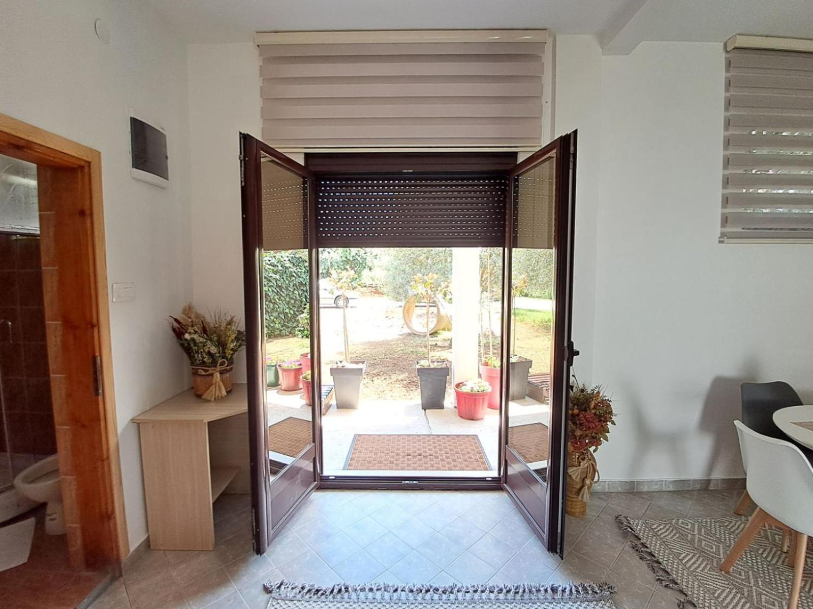 Olive Apartment 波德戈里察 外观 照片
