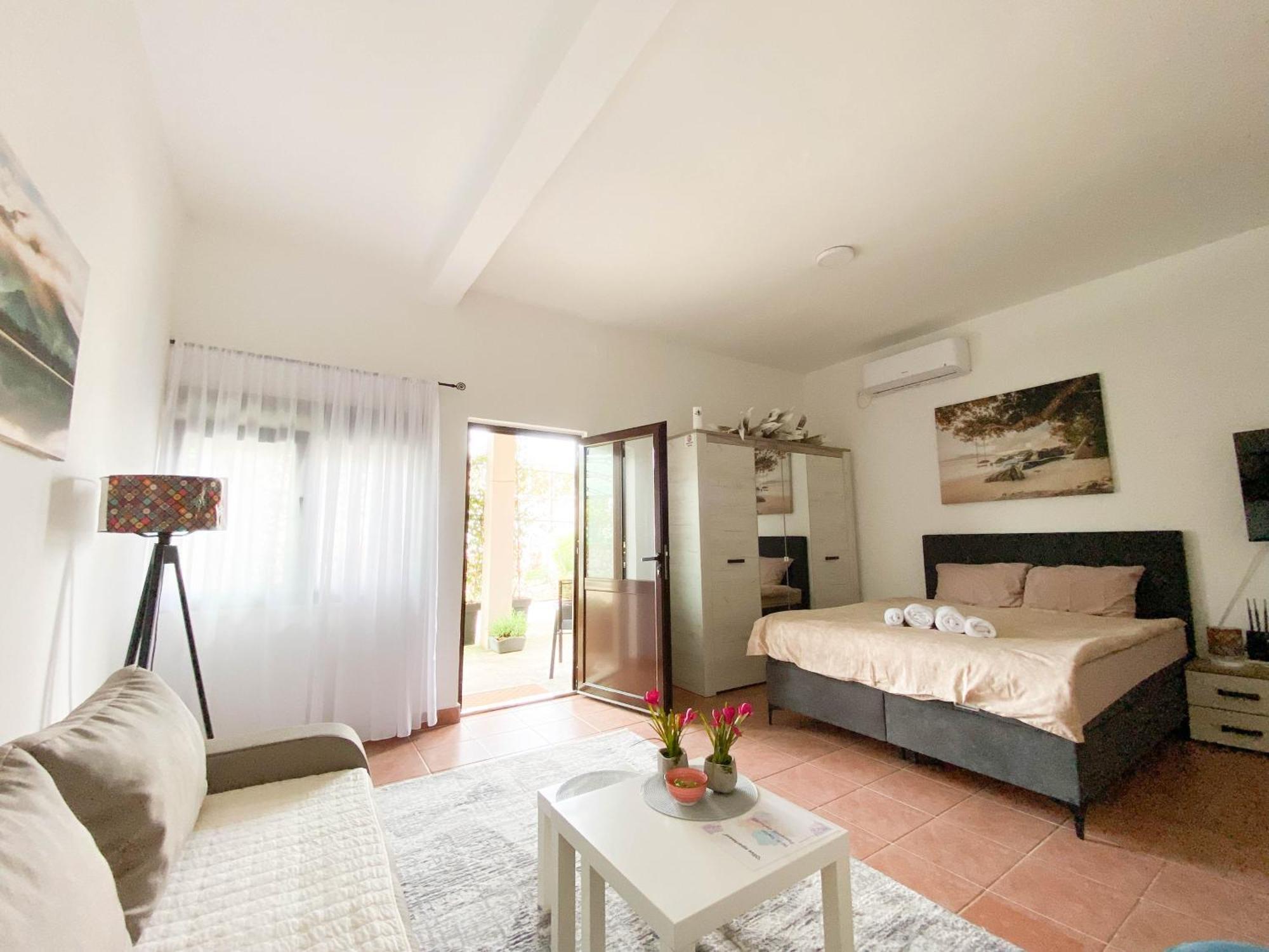 Olive Apartment 波德戈里察 外观 照片